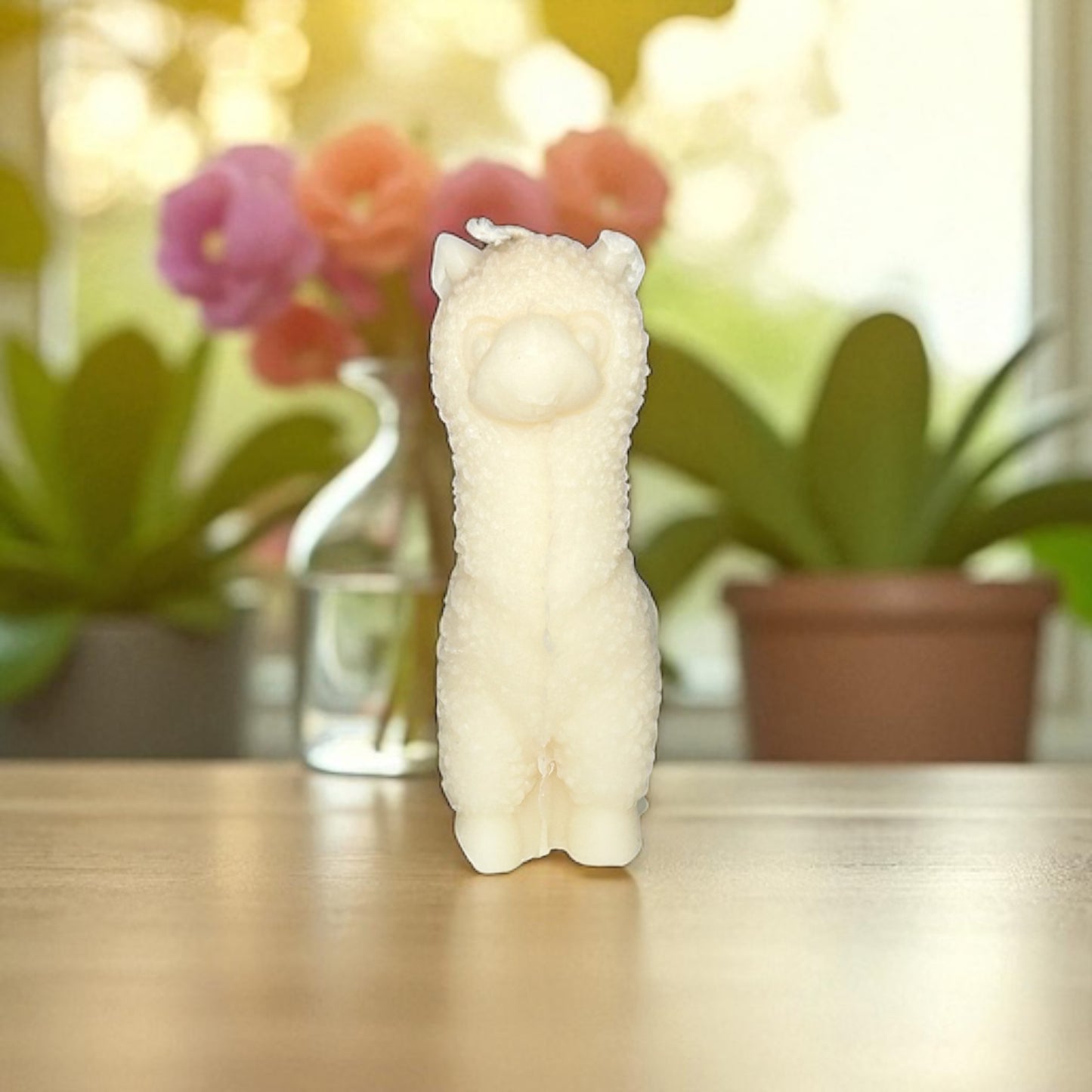 Single Llama Candle(Ash/White/Beige)