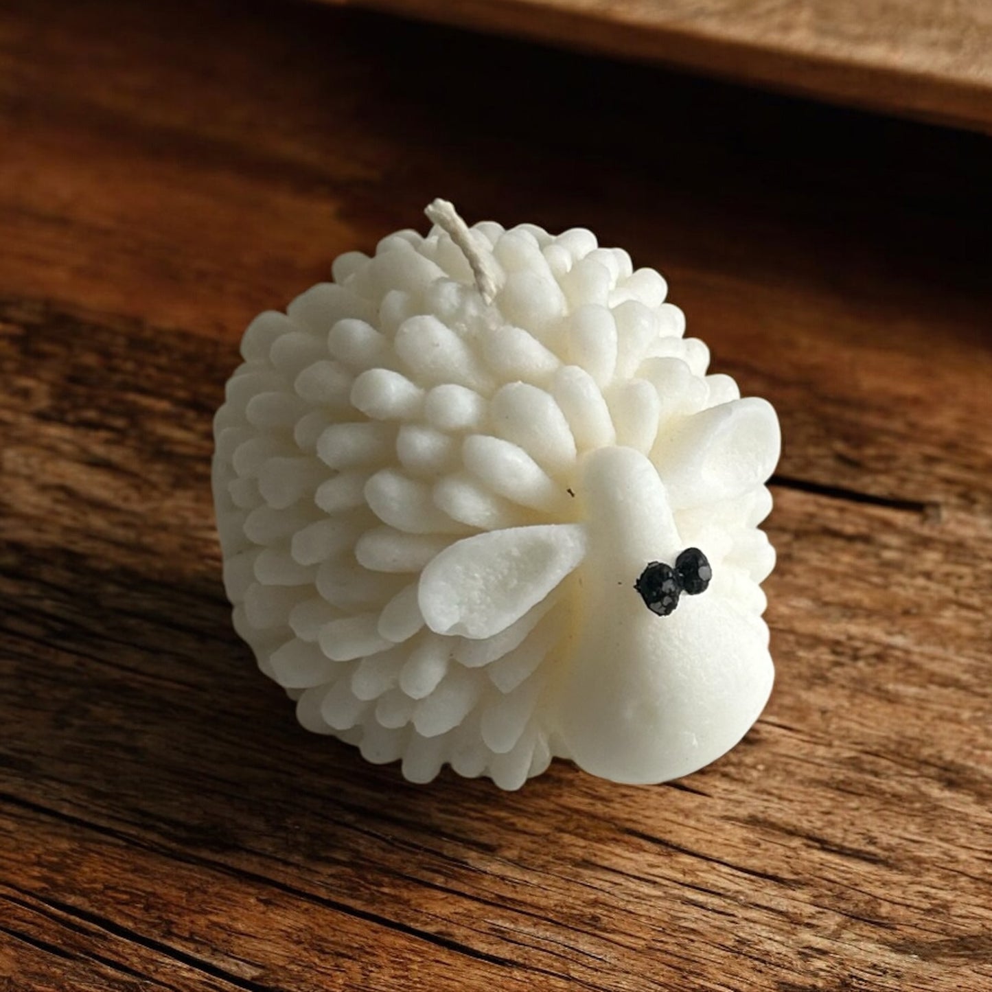 Single Sheep Candle (White/Green)